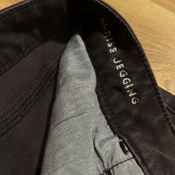 Women's maroon Jeans - Picture 5 of 7